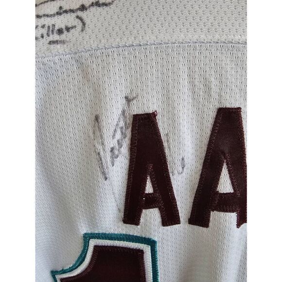 Anaheim Mighty Ducks Hockey Jersey Signed Sz XL - Picture 8 of 13